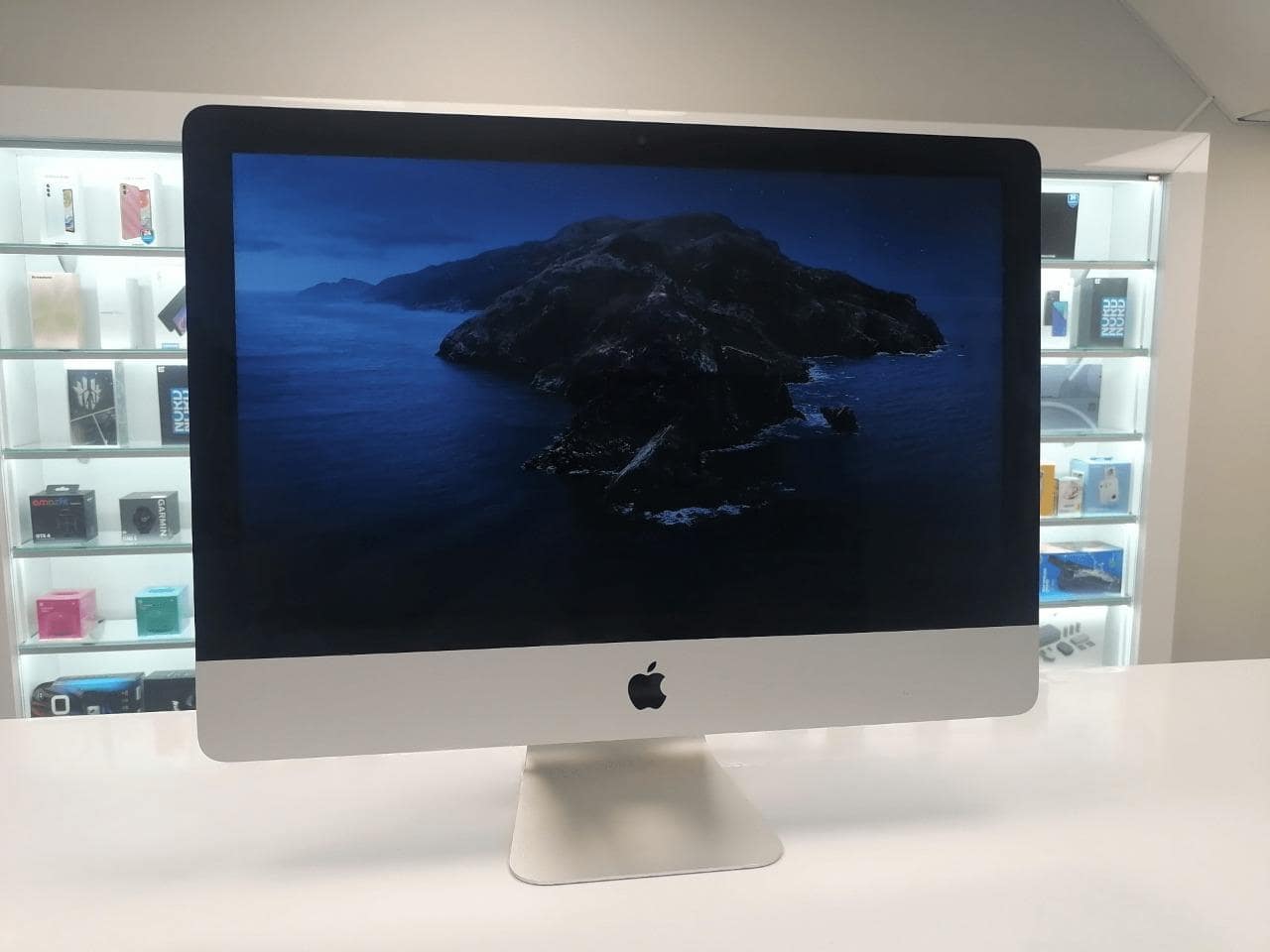 iMac 21,5" (Late 2015) 4K MK452 (Core i5 3,1GHz/8Gb/480Gb SSD/Pro 6200 / Без коробки) - Б/У