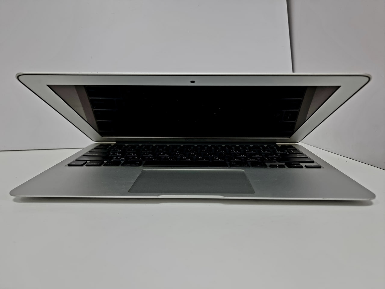 MacBook Air 11,6" Intel Core i5, 1,4ГГц, 8Gb, 128Gb SSD (Mid 2014) (Без коробки) - БУ