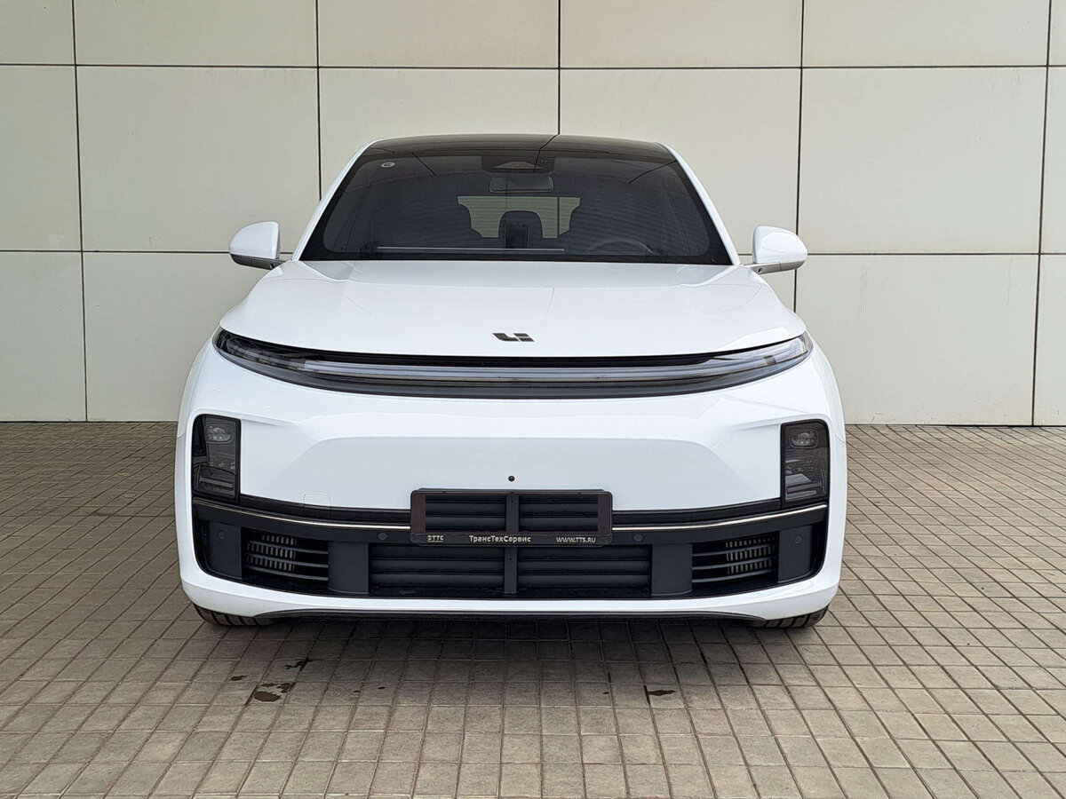 Lixang L7 white 2024 черный салон